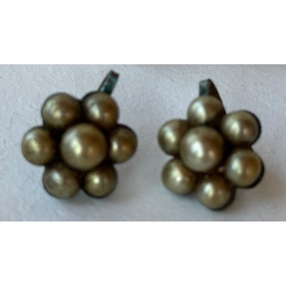 Mixed/Random Lot of 5 Gold Tone Fashion Earrings (See Photos & Description) - Picture 3 of 13